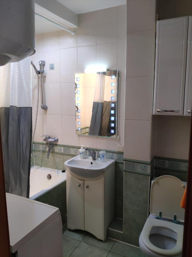 Cozy One Bedroom Apartment Киев Экстерьер фото